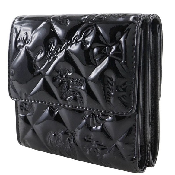 100% Authentic • CHANEL Patent Leather Wallet - Picture 2 of 12